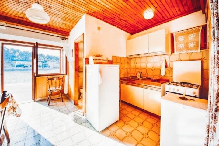 Mala Oaza Mira Apartman *