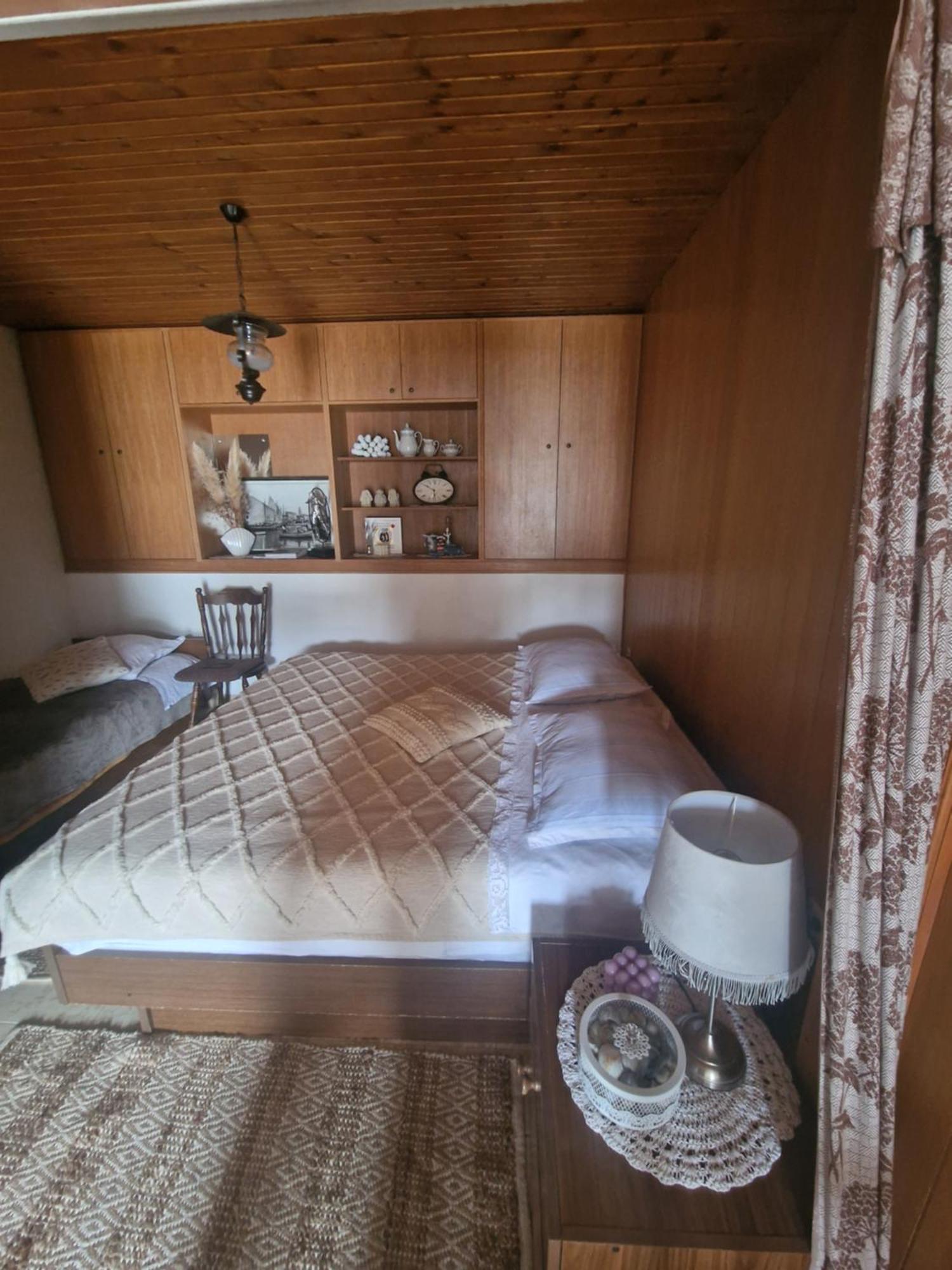 Apartman Mala Oaza Mira